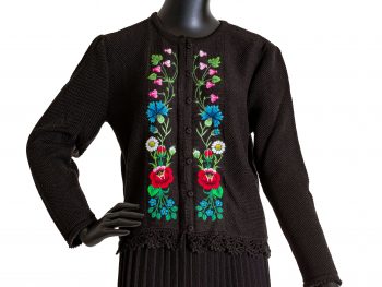 tikandiga must kampsun